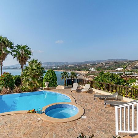 Beach Front Villa Mer Blu By Ezoria Villas Coral Bay Eksteriør billede