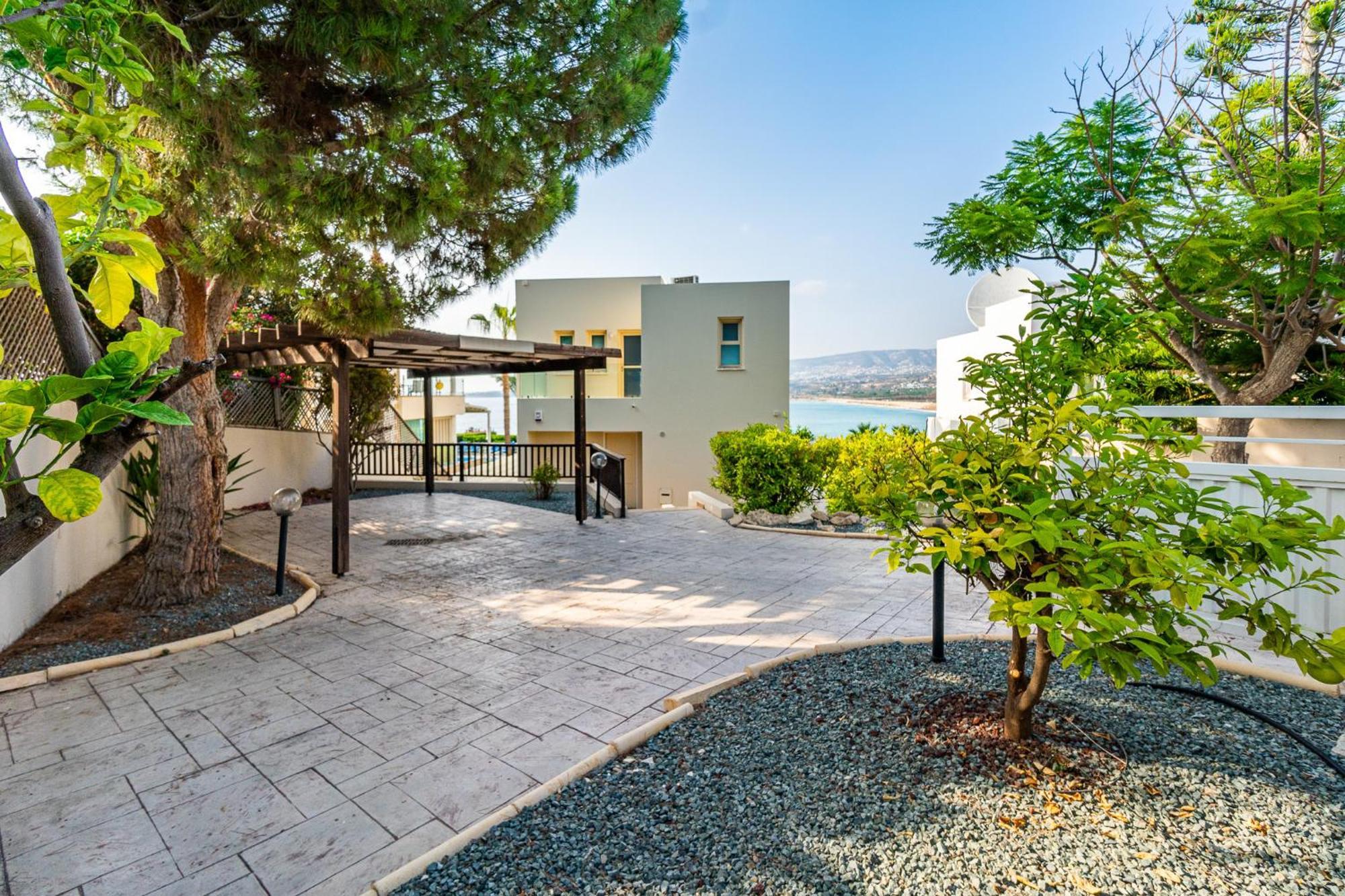 Beach Front Villa Mer Blu By Ezoria Villas Coral Bay Eksteriør billede