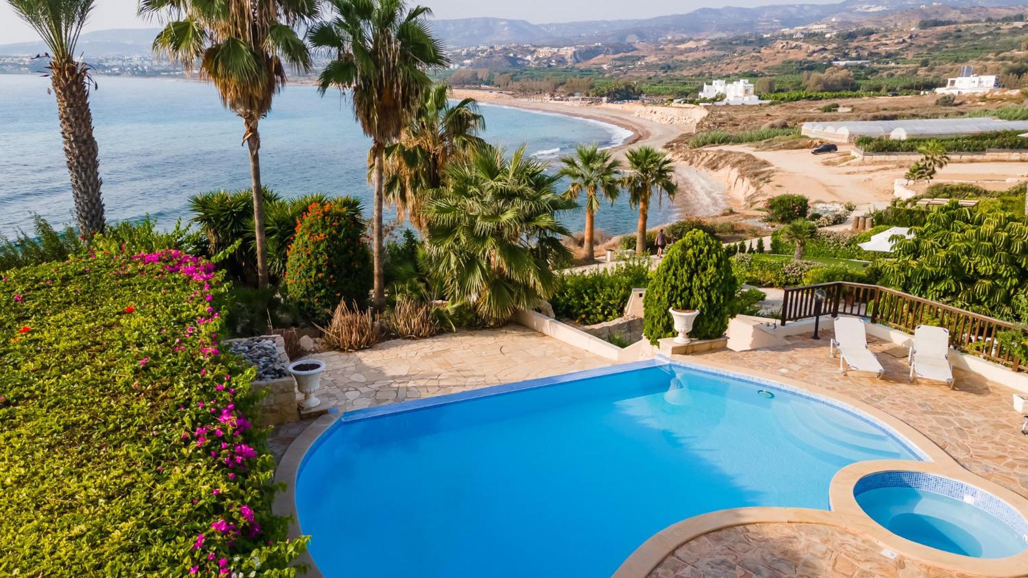 Beach Front Villa Mer Blu By Ezoria Villas Coral Bay Eksteriør billede